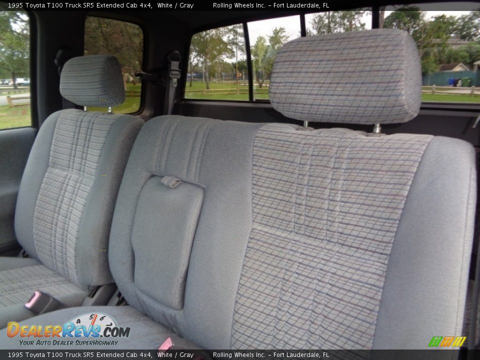 Front Seat of 1995 Toyota T100 Truck SR5 Extended Cab 4x4 Photo #2