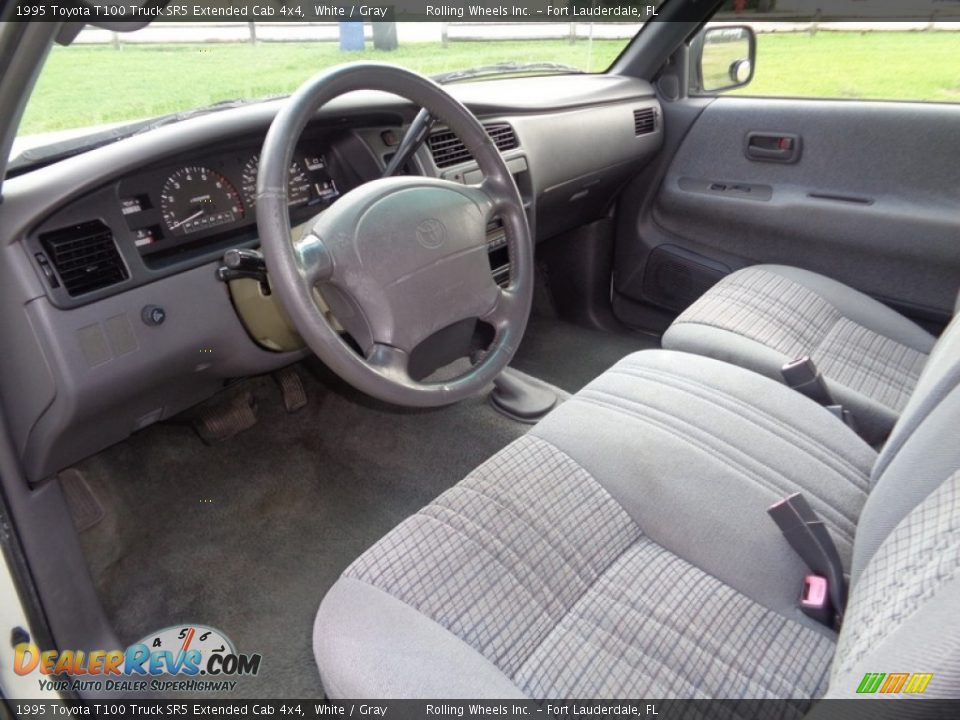 Gray Interior - 1995 Toyota T100 Truck SR5 Extended Cab 4x4 Photo #8