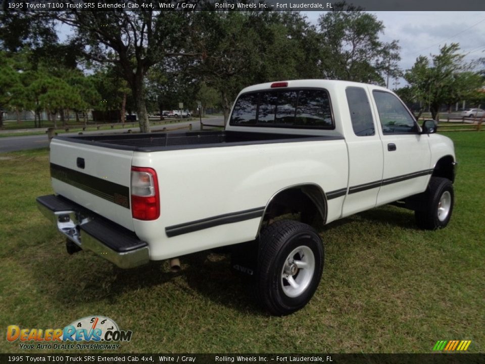 1995 Toyota T100 Truck SR5 Extended Cab 4x4 White / Gray Photo #10