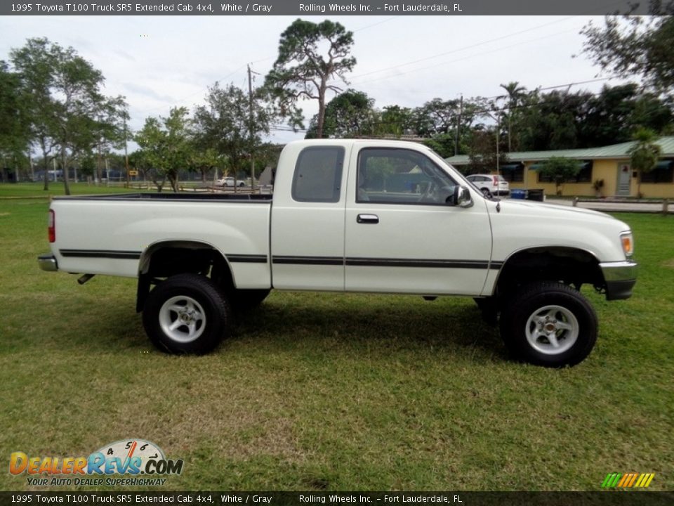 White 1995 Toyota T100 Truck SR5 Extended Cab 4x4 Photo #12