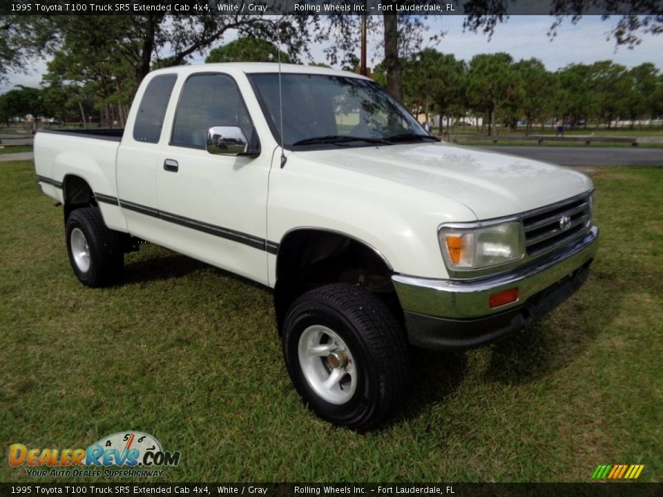 White 1995 Toyota T100 Truck SR5 Extended Cab 4x4 Photo #14