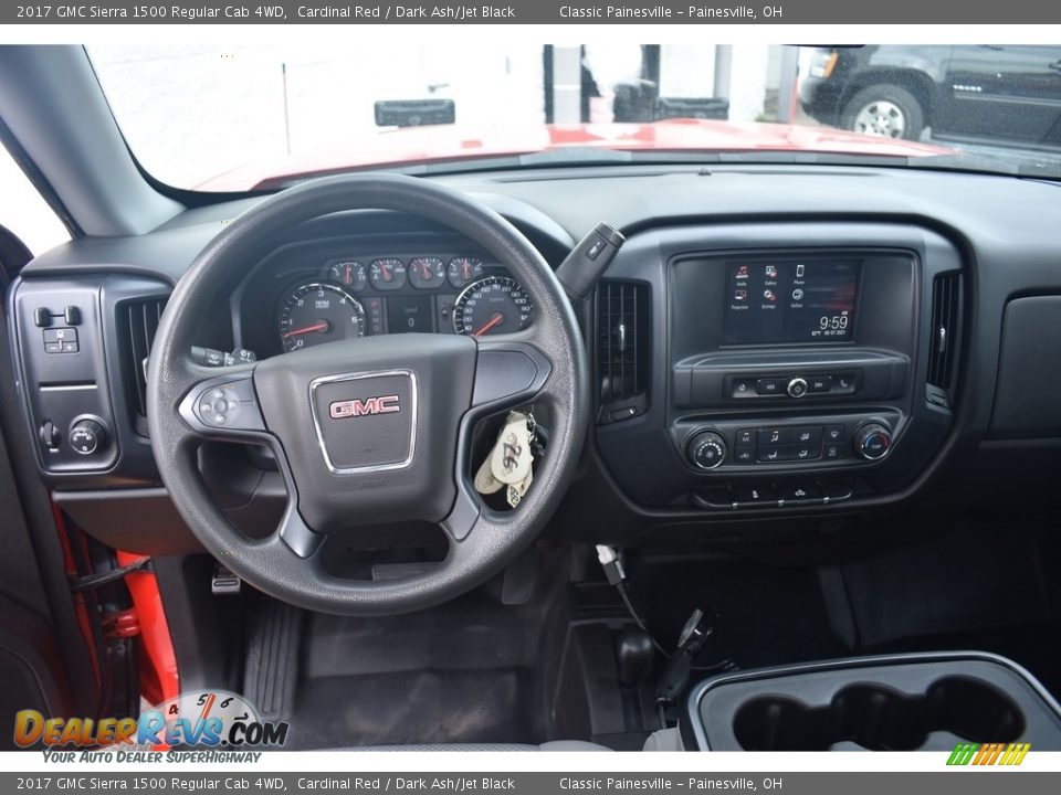 Dashboard of 2017 GMC Sierra 1500 Regular Cab 4WD Photo #11