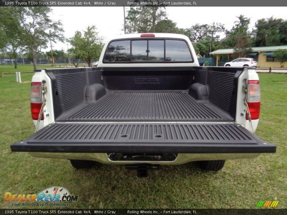 1995 Toyota T100 Truck SR5 Extended Cab 4x4 White / Gray Photo #21