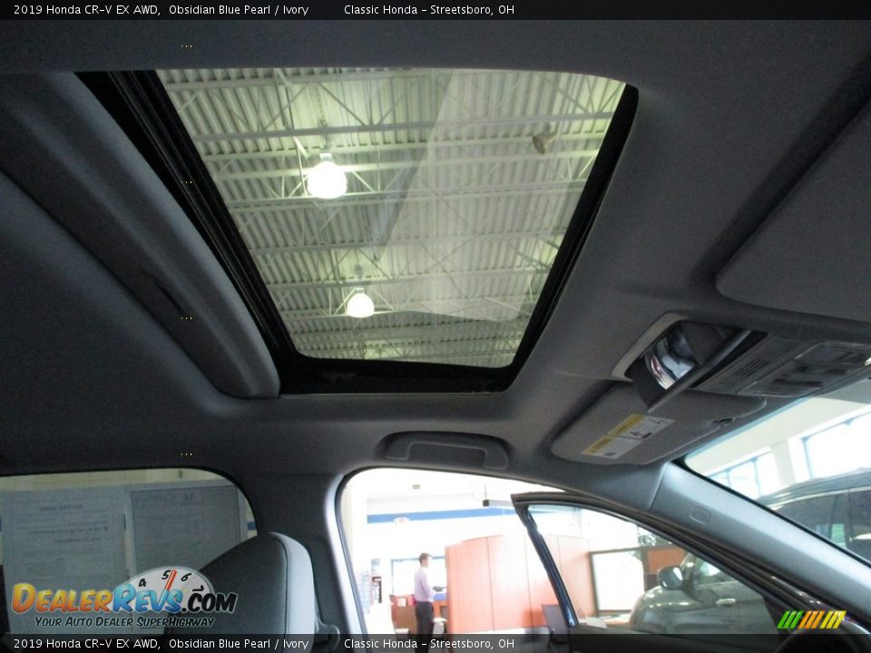 2019 Honda CR-V EX AWD Obsidian Blue Pearl / Ivory Photo #17