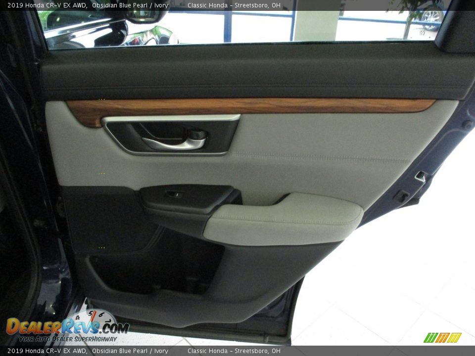 2019 Honda CR-V EX AWD Obsidian Blue Pearl / Ivory Photo #18