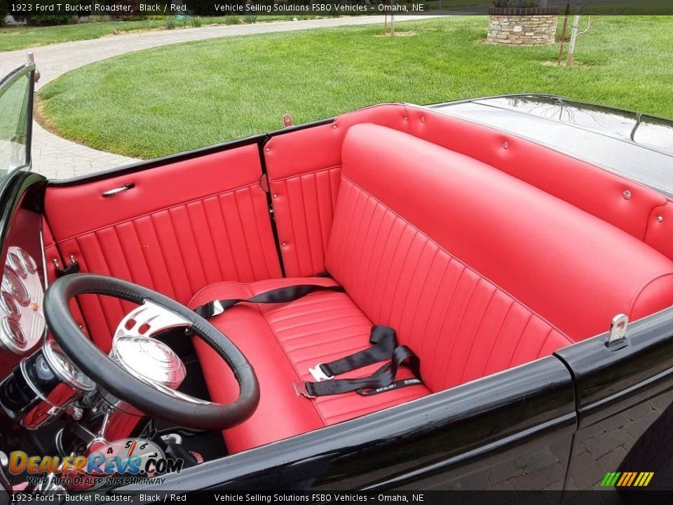 Front Seat of 1923 Ford T Bucket Roadster Photo #3