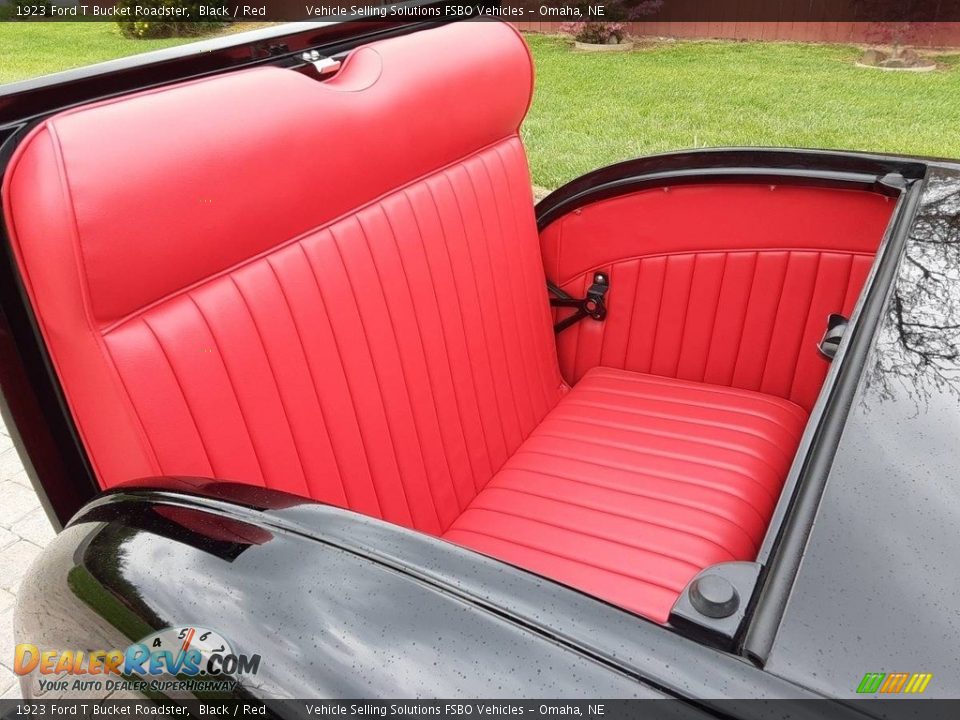 Rear Seat of 1923 Ford T Bucket Roadster Photo #4