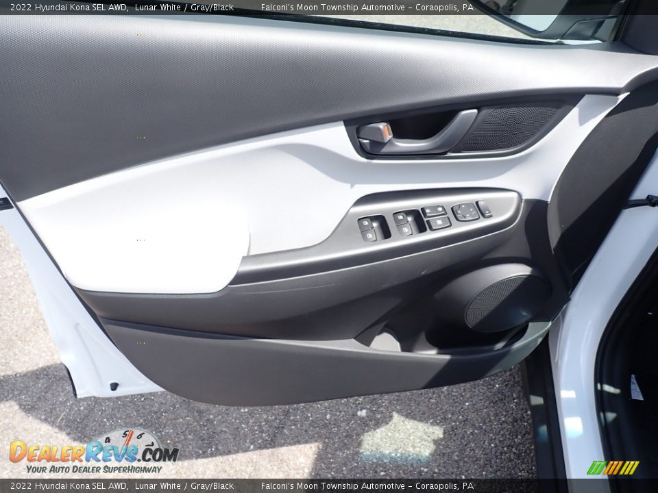 Door Panel of 2022 Hyundai Kona SEL AWD Photo #15