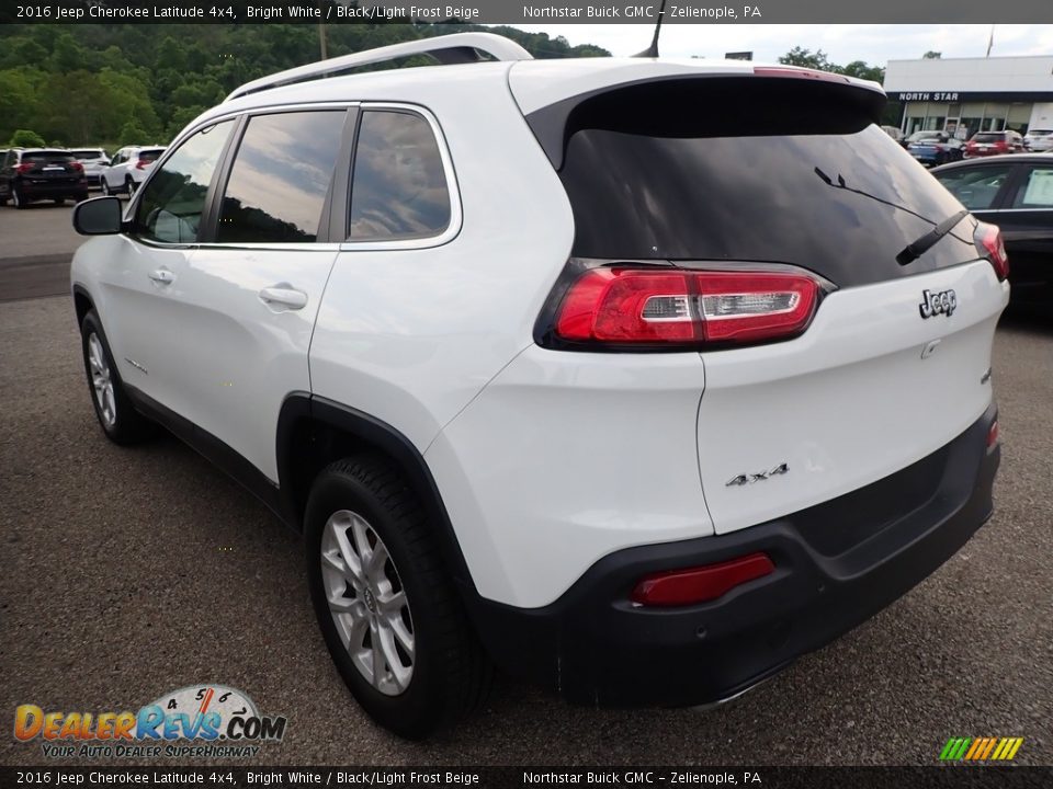 2016 Jeep Cherokee Latitude 4x4 Bright White / Black/Light Frost Beige Photo #5