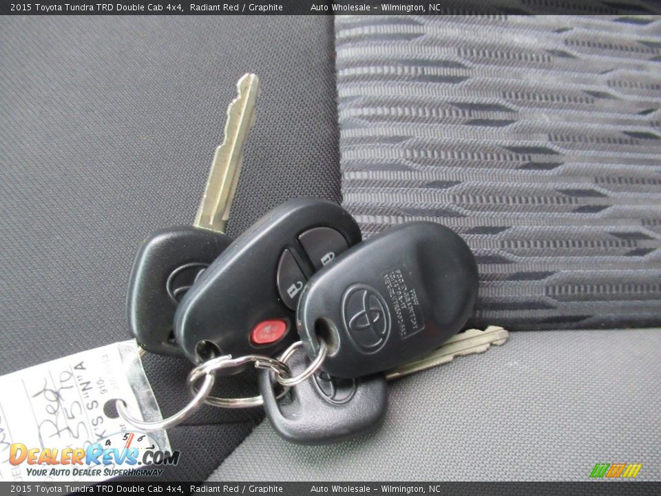 Keys of 2015 Toyota Tundra TRD Double Cab 4x4 Photo #20