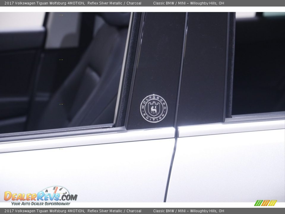 2017 Volkswagen Tiguan Wolfsburg 4MOTION Logo Photo #4