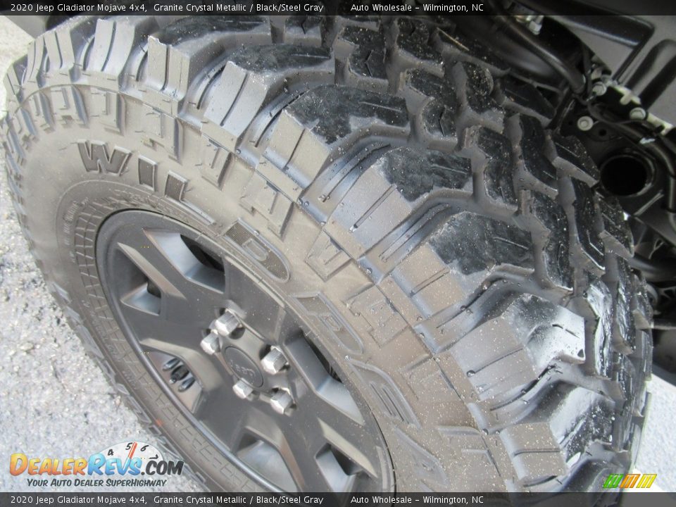 2020 Jeep Gladiator Mojave 4x4 Granite Crystal Metallic / Black/Steel Gray Photo #8