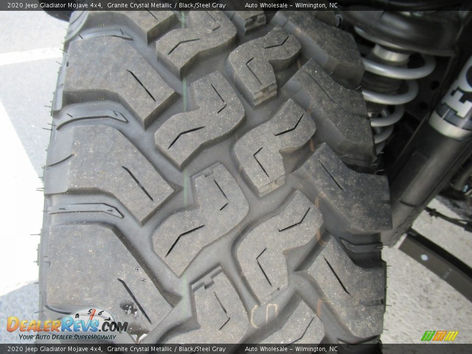 2020 Jeep Gladiator Mojave 4x4 Granite Crystal Metallic / Black/Steel Gray Photo #10