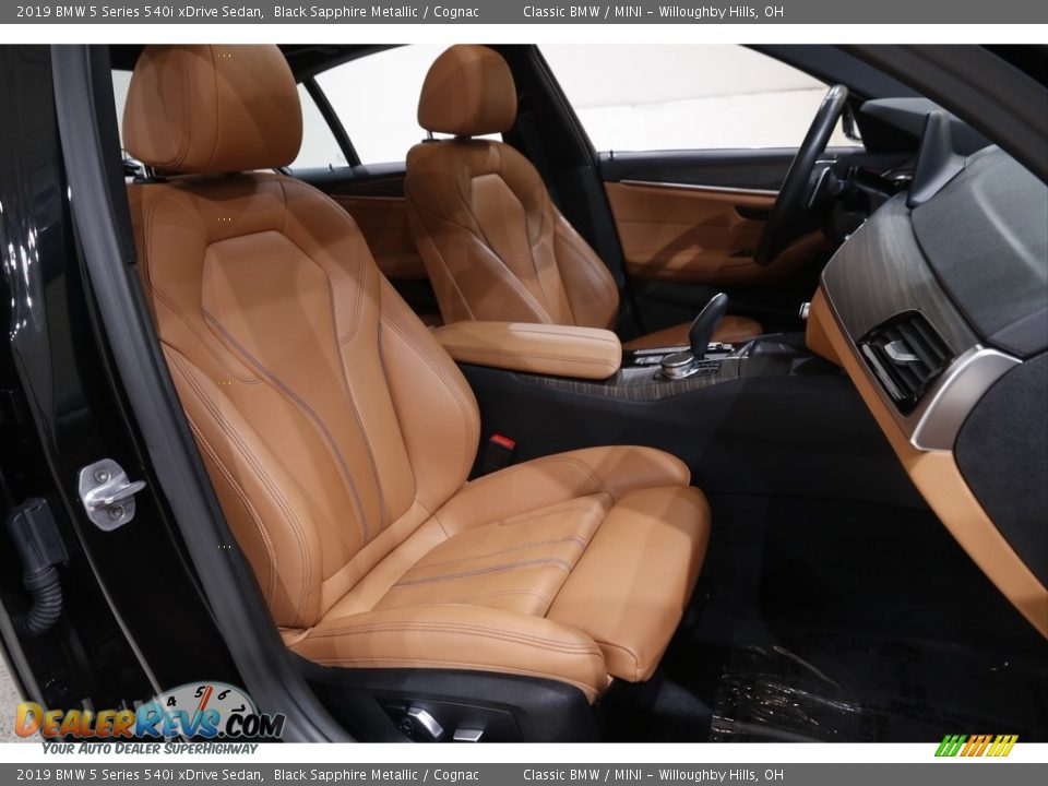 2019 BMW 5 Series 540i xDrive Sedan Black Sapphire Metallic / Cognac Photo #17