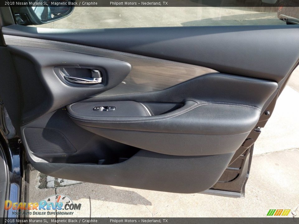 2018 Nissan Murano SL Magnetic Black / Graphite Photo #28