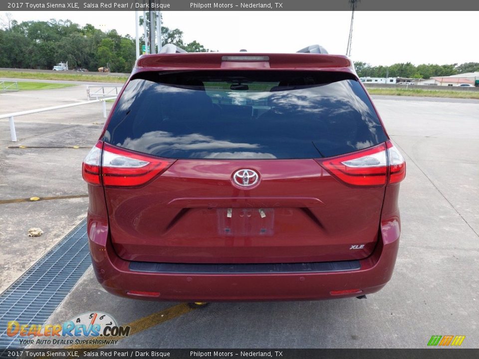 2017 Toyota Sienna XLE Salsa Red Pearl / Dark Bisque Photo #7