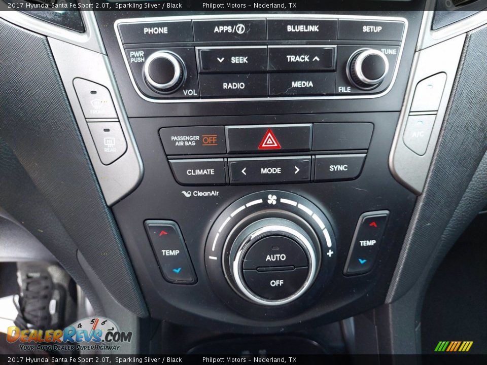 Controls of 2017 Hyundai Santa Fe Sport 2.0T Photo #21