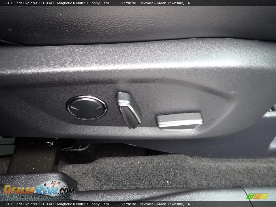 2016 Ford Explorer XLT 4WD Magnetic Metallic / Ebony Black Photo #17