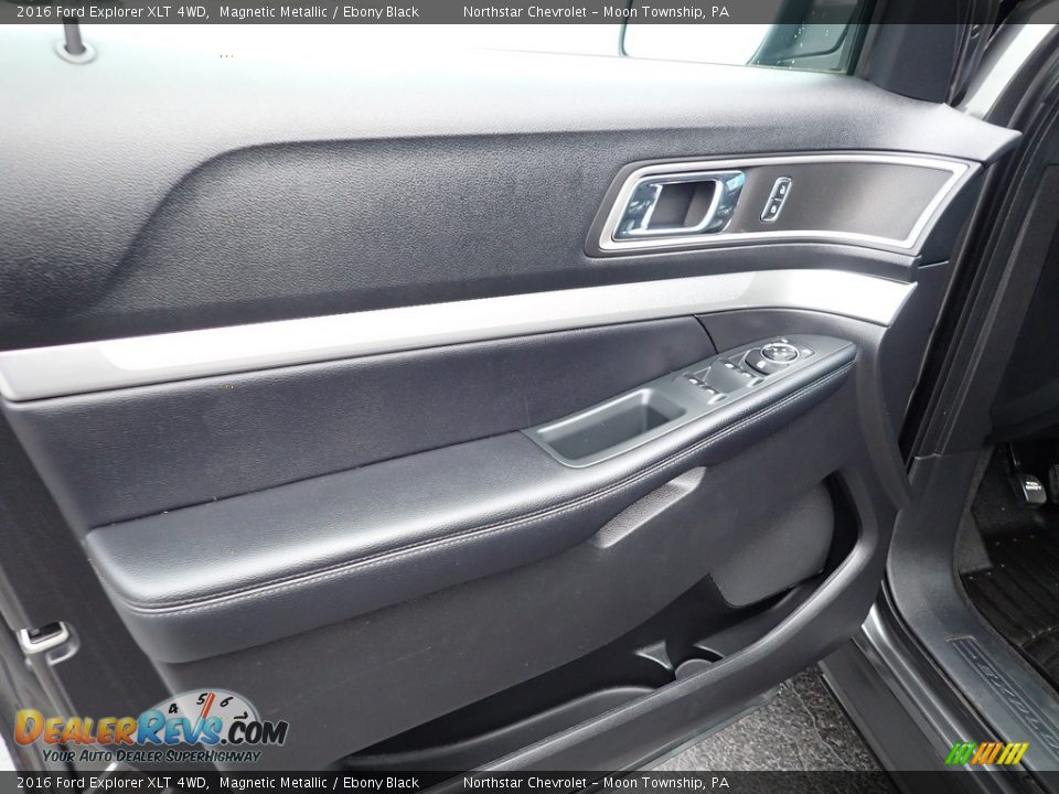 2016 Ford Explorer XLT 4WD Magnetic Metallic / Ebony Black Photo #23