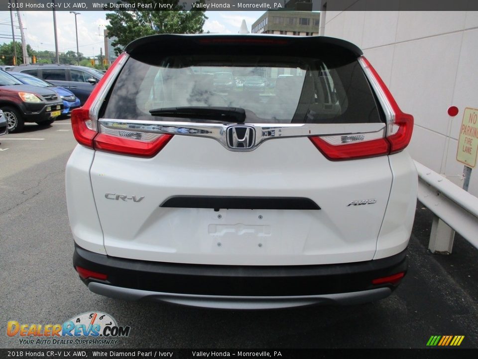 2018 Honda CR-V LX AWD White Diamond Pearl / Ivory Photo #4