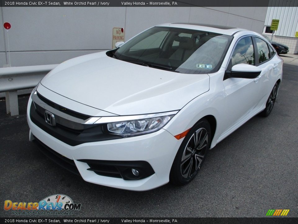 2018 Honda Civic EX-T Sedan White Orchid Pearl / Ivory Photo #9