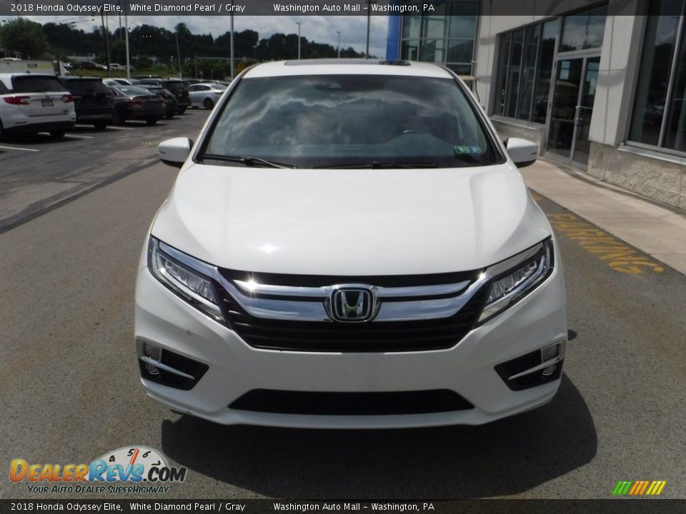 2018 Honda Odyssey Elite White Diamond Pearl / Gray Photo #4