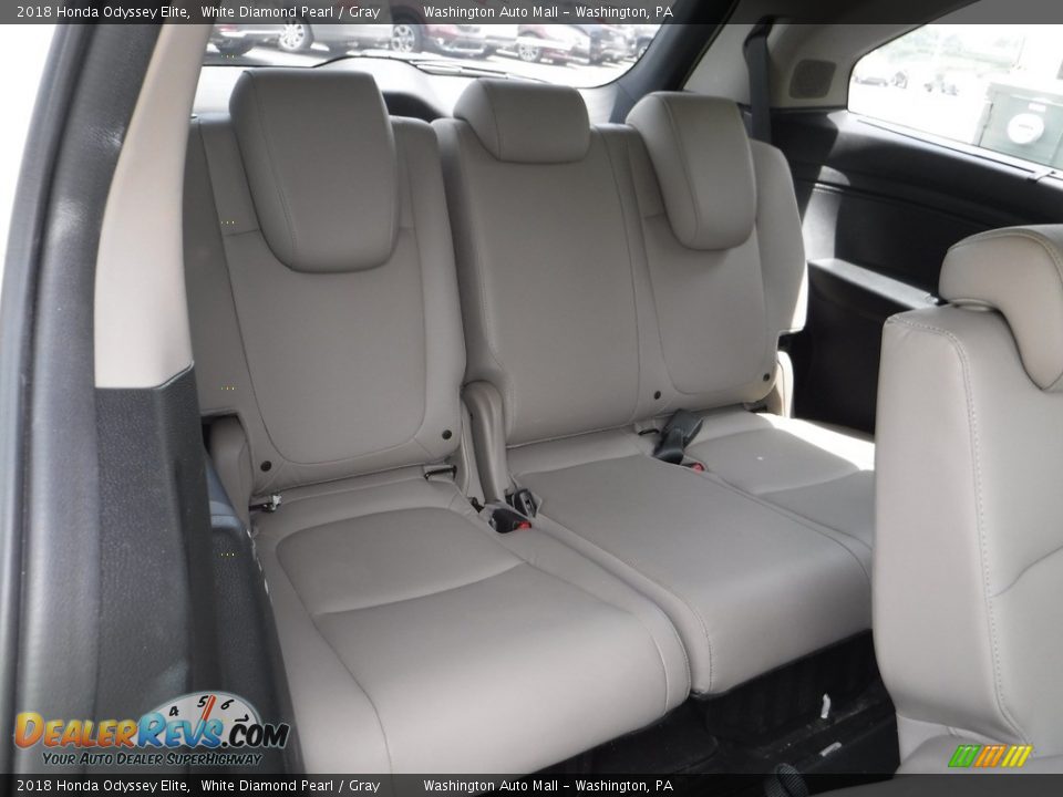 2018 Honda Odyssey Elite White Diamond Pearl / Gray Photo #29