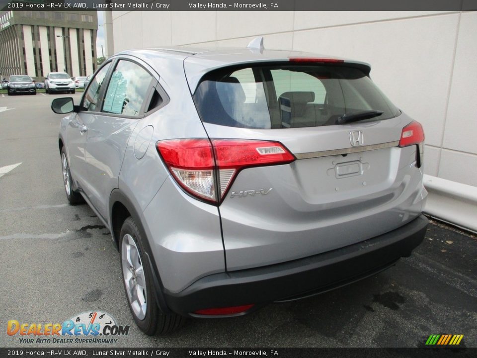 2019 Honda HR-V LX AWD Lunar Silver Metallic / Gray Photo #3