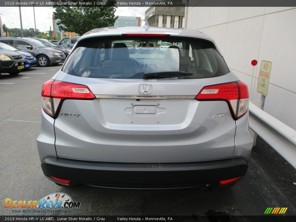 2019 Honda HR-V LX AWD Lunar Silver Metallic / Gray Photo #4