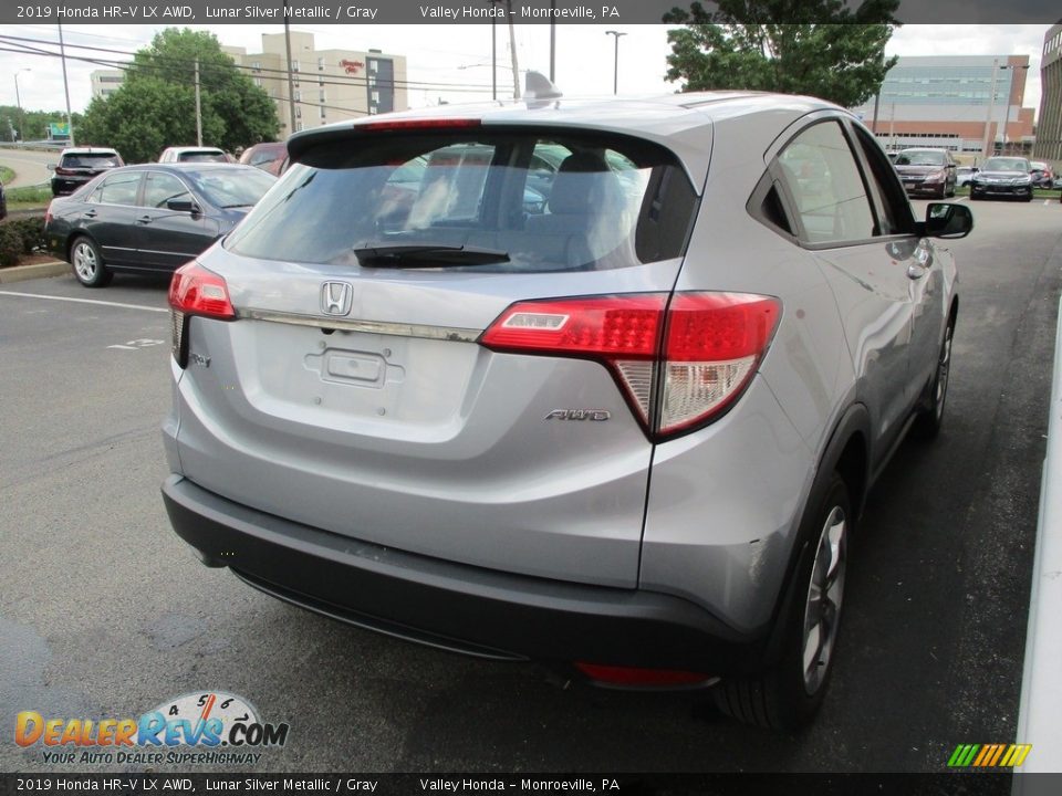 2019 Honda HR-V LX AWD Lunar Silver Metallic / Gray Photo #5