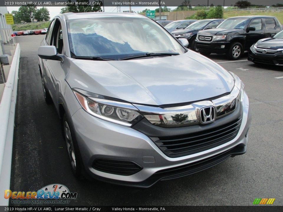 2019 Honda HR-V LX AWD Lunar Silver Metallic / Gray Photo #8