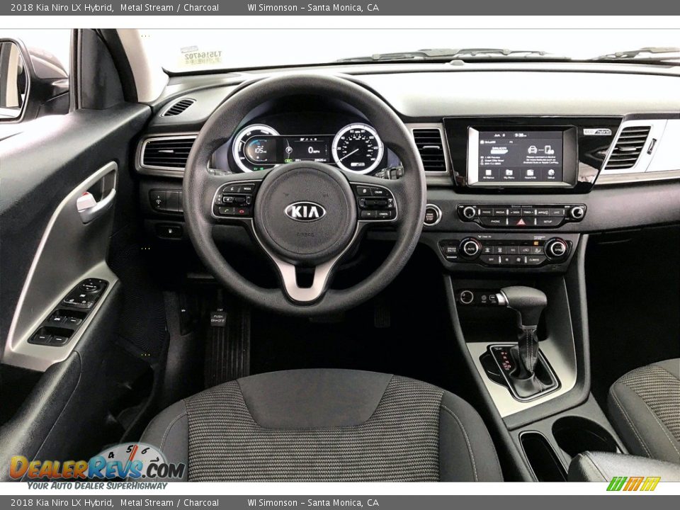 Dashboard of 2018 Kia Niro LX Hybrid Photo #4