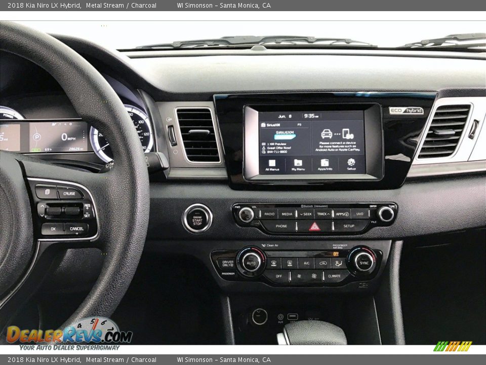 Controls of 2018 Kia Niro LX Hybrid Photo #5