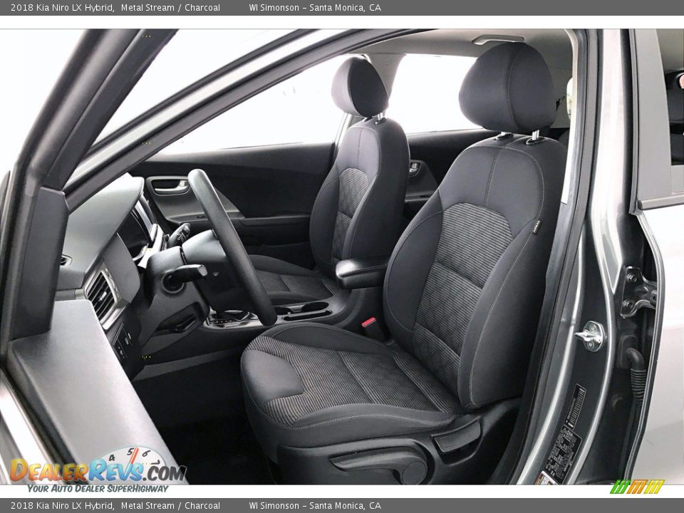 Front Seat of 2018 Kia Niro LX Hybrid Photo #18