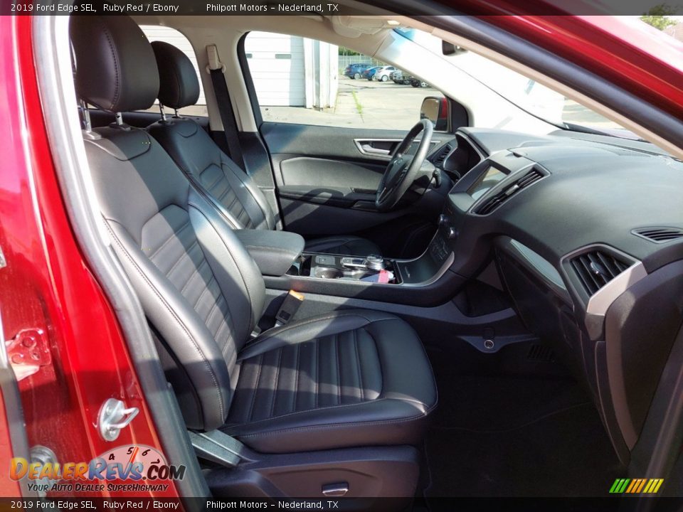 2019 Ford Edge SEL Ruby Red / Ebony Photo #30