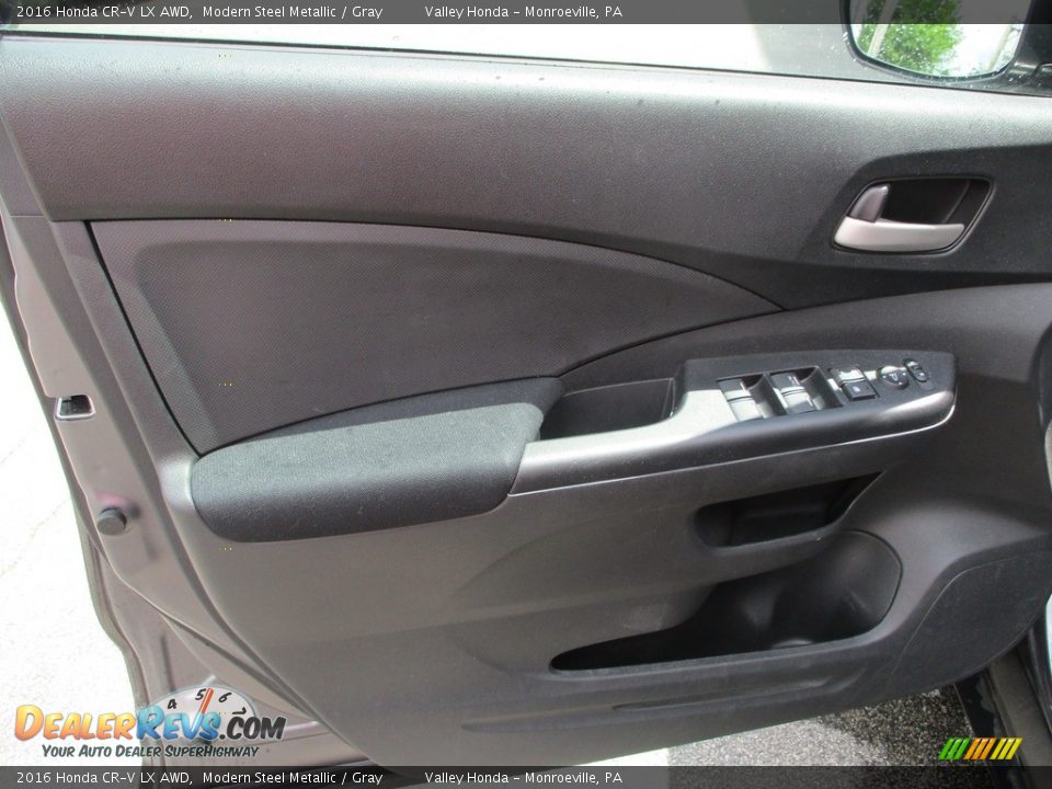 Door Panel of 2016 Honda CR-V LX AWD Photo #10