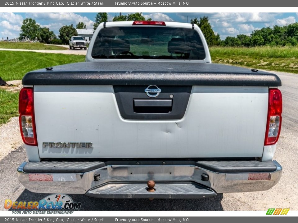 2015 Nissan Frontier S King Cab Glacier White / Steel Photo #5
