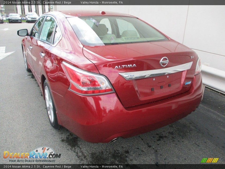 2014 Nissan Altima 2.5 SV Cayenne Red / Beige Photo #3