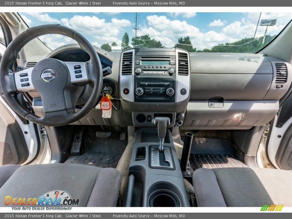 Steel Interior - 2015 Nissan Frontier S King Cab Photo #31