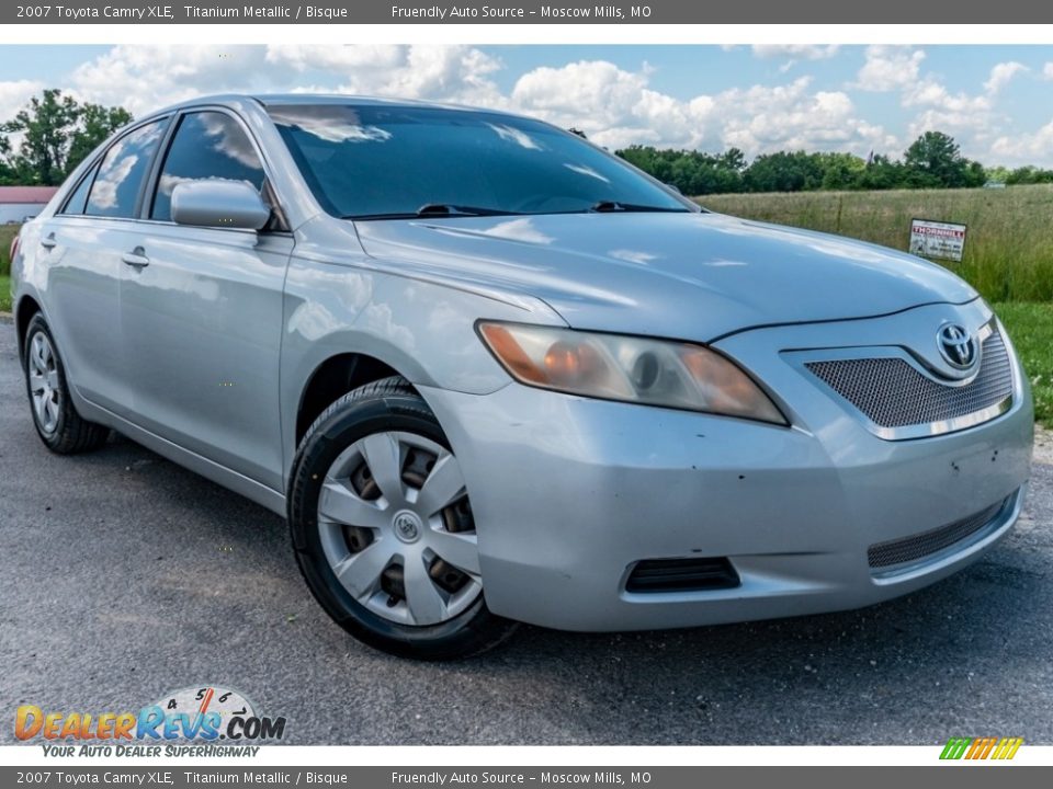 2007 Toyota Camry XLE Titanium Metallic / Bisque Photo #1