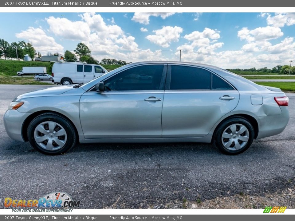 2007 Toyota Camry XLE Titanium Metallic / Bisque Photo #7