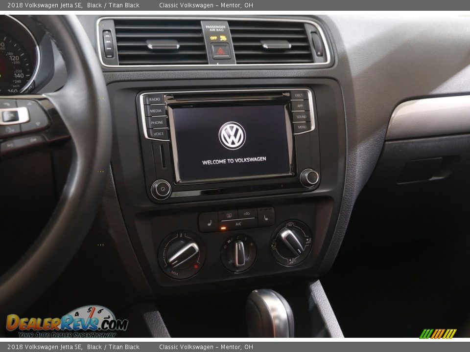 2018 Volkswagen Jetta SE Black / Titan Black Photo #9