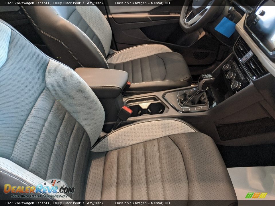 Gray/Black Interior - 2022 Volkswagen Taos SEL Photo #3