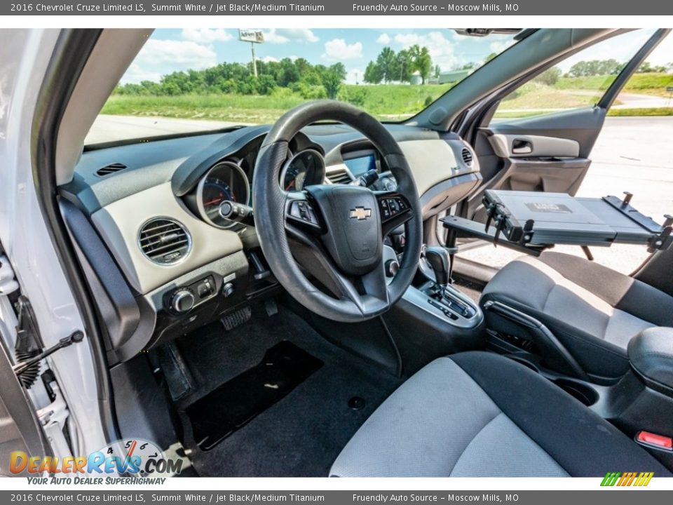 2016 Chevrolet Cruze Limited LS Summit White / Jet Black/Medium Titanium Photo #19