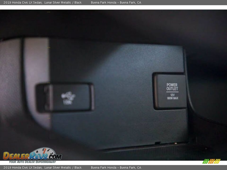 2019 Honda Civic LX Sedan Lunar Silver Metallic / Black Photo #18