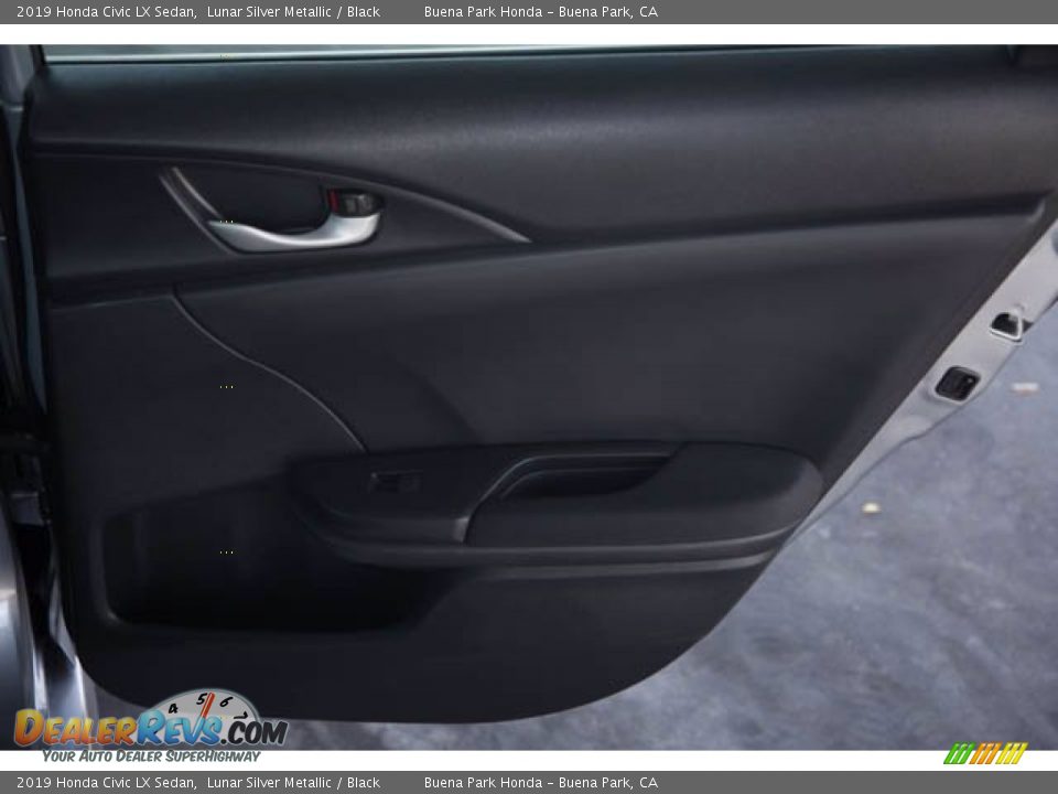 2019 Honda Civic LX Sedan Lunar Silver Metallic / Black Photo #32