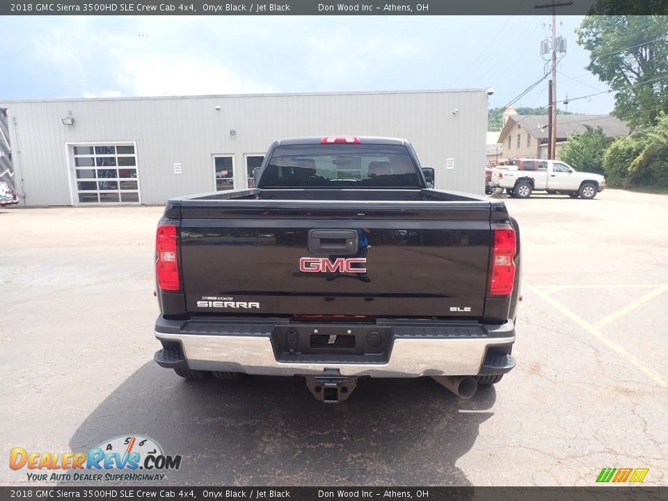 2018 GMC Sierra 3500HD SLE Crew Cab 4x4 Onyx Black / Jet Black Photo #14