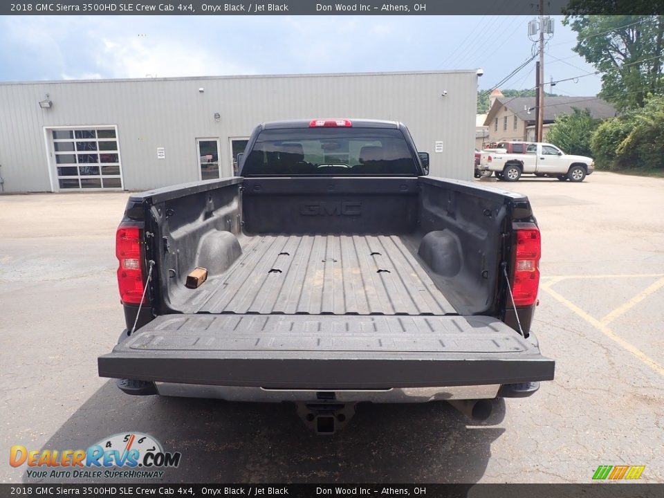 2018 GMC Sierra 3500HD SLE Crew Cab 4x4 Onyx Black / Jet Black Photo #15