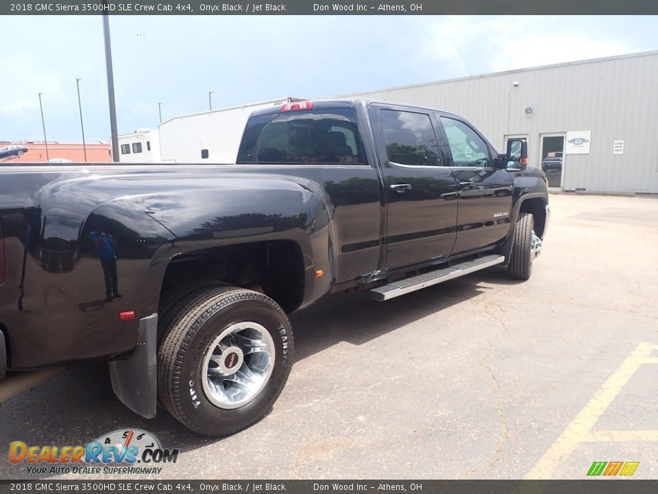 2018 GMC Sierra 3500HD SLE Crew Cab 4x4 Onyx Black / Jet Black Photo #19