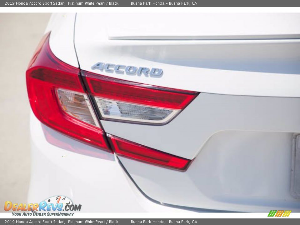 2019 Honda Accord Sport Sedan Platinum White Pearl / Black Photo #10